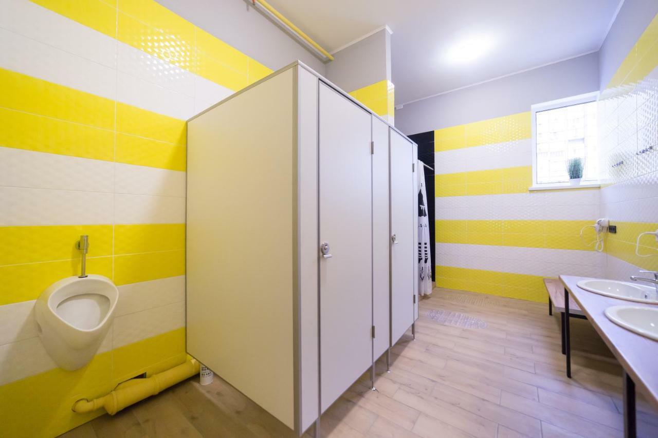 Hotel Bee Station Kyiv Eksteriør billede